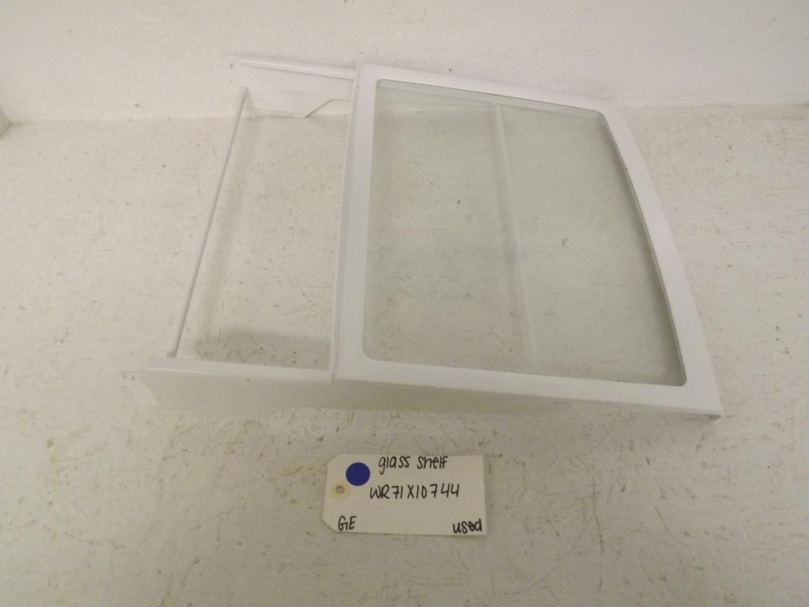 GE Refrigerator WR71X10744 Glass Shelf Used GE Refrigerator WR71X10744 Glass Shelf Used